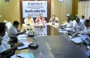 अरुण साव बोले- भीरता और सक्रियता से काम करें अधिकारी, कोताही बर्दाश्त नहीं की जाएगी