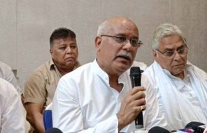 बघेल ने इस आतंकी घटना को ‘झीरम घाटी की घटना’ से जोड़ते हुए केंद्र सरकार की नाकामी पर उठाए सवाल