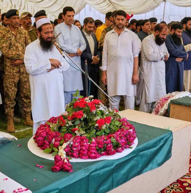pak2.jpg