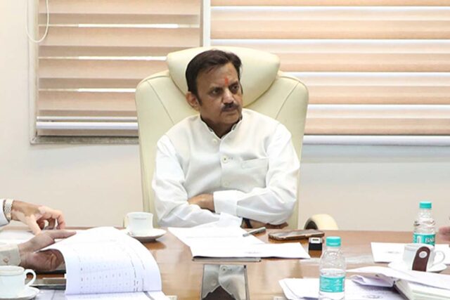 Rajendra_Shukla_76_37-3.jpg