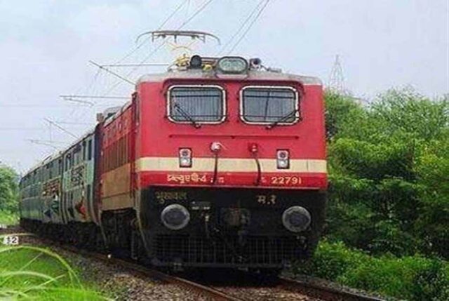 train1-3.jpg