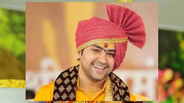 Dhirendra_Krishna_Shastri_63_2.jpg