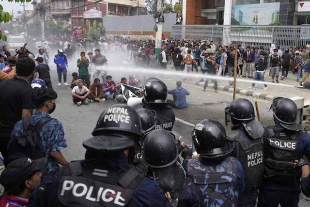nepal1-3.jpg
