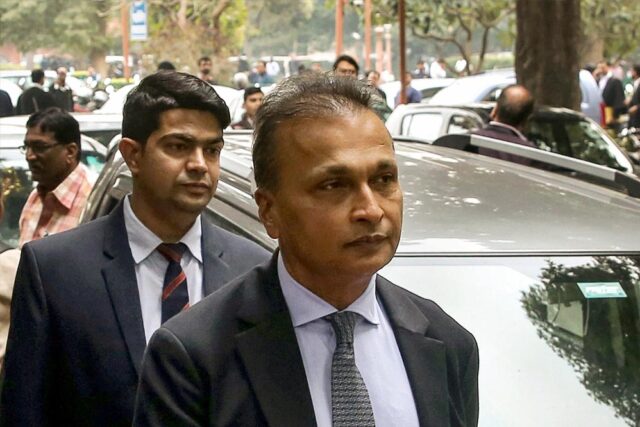 Anil_Ambani_93_4.jpg