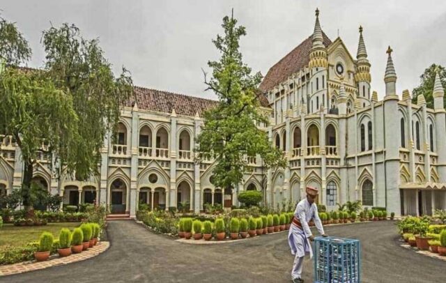 High_Court_mp_200_4.jpg