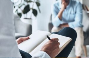 कॉलेजों में विद्यार्थियों के मानसिक स्वास्थ्य के लिए काउंसलर की नियुक्ति जरूरी, सरकार ने लिया बड़ा निर्णय