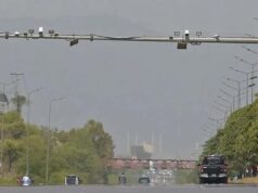 पाकिस्तान में 10 दिन से लॉकडाउन, इस्लामाबाद की पब्लिक बोली – आवाम बददुआ दे रही है