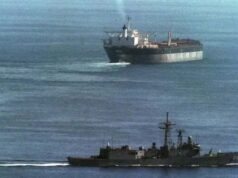 हिंद महासागर में अमेरिका ने ईरानी टैंकर को घेरा, 3 जहाजों की घेराबंदी से बढ़ा संकट
