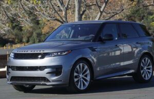 Range Rover Sport हुआ भारत में असेंबल, 242Kmph स्पीड और बेहतरीन फीचर्स के साथ लॉन्च