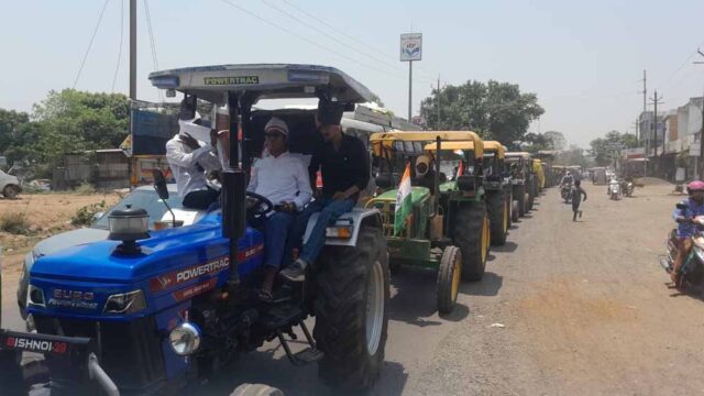 KISAN_02.jpg