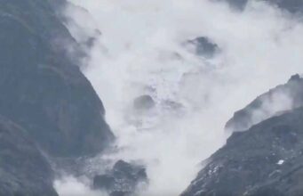 ग्लेशियरों पर मंडराया खतरा, वैज्ञानिकों ने जलवायु परिवर्तन को बताया कारण