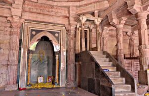 भोजशाला विवाद में छिपा है मां सरस्वती की मूर्ति का रहस्य, अयोध्या-काशी से अलग है पूरा मामला
