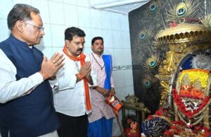 सुशासन तिहार के तहत मुख्यमंत्री विष्णुदेव साय का कोसला धाम दौरा, माता कौशल्या मंदिर में की पूजा-अर्चना