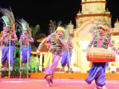 इंदौर वासियों के मन को छू गया गेड़ी नृत्य का प्रदर्शन