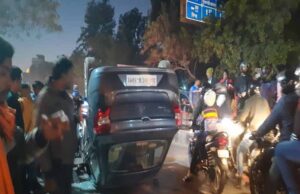 पुलिस चेकिंग बनी जानलेवा: आरक्षक पर चढ़ाई कार, दो आरोपी चढ़े हत्थे