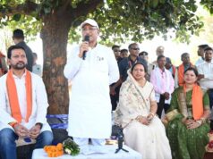 पेड़ों की छांव तले जनसंवाद: सरोधी में सीएम ने सीधे सुनी लोगों की समस्याएं”