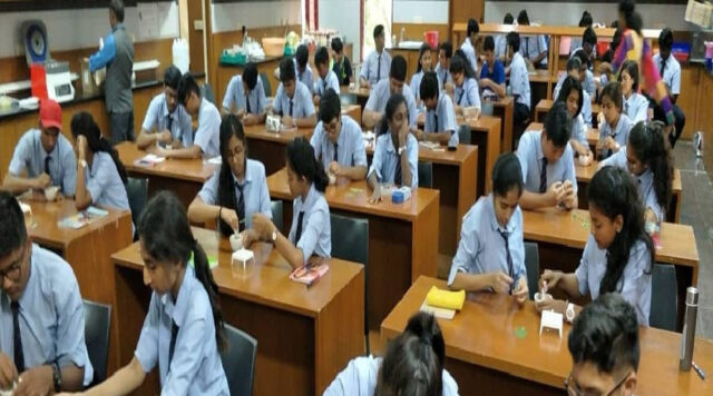 school_A_82_1.jpg