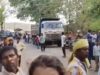 घायलों को अस्पताल में कराया गया भर्ती, प्रशासन ने शुरू की जांच