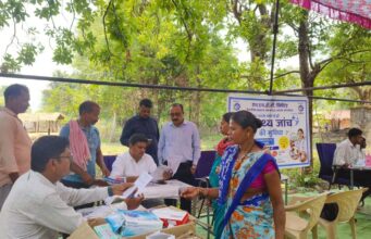 एनएमडीसी की CSR पहल: दंतेवाड़ा के 10 गांवों में निःशुल्क स्वास्थ्य शिविर से सैकड़ों ग्रामीण लाभान्वित