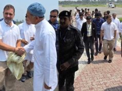 खराब मौसम के चलते राहुल गांधी का दौरा प्रभावित, इमरजेंसी लैंडिंग के बाद फोन पर जुड़े समर्थकों से