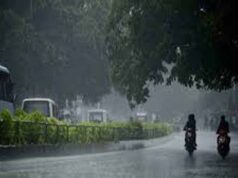 भोपाल समेत कई जिलों में गरज-चमक के साथ बौछारें, तापमान में उतार-चढ़ाव जारी
