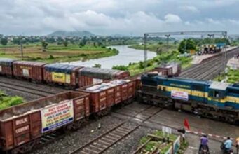 रेलवे पार्सल सिस्टम होगा हाईटेक, ई-कॉमर्स जैसा ट्रैकिंग अनुभव मिलेगा