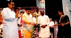 आदिरंग में बिखरे जनजाति संस्कृति और उमंग- उल्लास के रंग