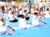 शरीर, मन और आत्मा को संतुलित करता है योग