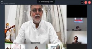 डिंडोरी में आजीविका ग्राम संगठन और डॉट्स एंड डैशेज के बीच हुआ एमओयू