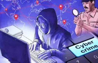 मोबाइल नंबर बदलकर लेते थे फर्जी लोन, दिल्ली पुलिस ने बड़े साइबर गिरोह का किया खुलासा