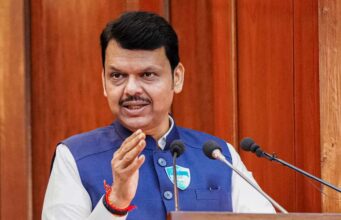 राउत के दावे से बढ़ी राजनीतिक चर्चा, महाराष्ट्र में नेतृत्व बदलाव के संकेत