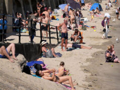 Europe Heatwave: यूके में हीटवेव से 2700 मौतें, बदलते मौसम ने बढ़ाई चिंता, सऊदी जैसी गर्मी की चेतावनी