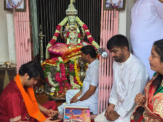भाग्यलक्ष्मी मंदिर में दर्शन के बाद धीरेंद्र शास्त्री बोले- देश, धर्म और समाज के कल्याण के लिए हो भव्य निर्माण