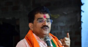 RSS और राम मंदिर विवाद पर सियासी घमासान, BJP सांसद ज्ञानेश्वर पाटिल के बयान से बढ़ा राजनीतिक तापमान