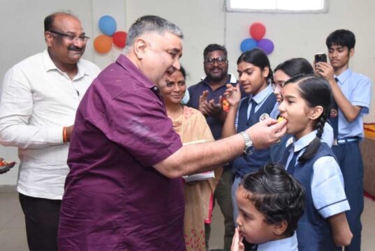 शाला प्रवेश उत्सव में शिक्षा और बेटी सशक्तिकरण का दिया संदेश