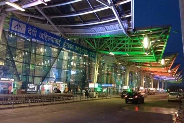 Devi_Ahilya_International_Airport0_2-1.jpg