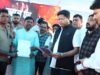 ‘एक पेड़ माँ के नाम’ अभियान के तहत किया पौधारोपण, नीट-2026 में सफल विद्यार्थियों का किया सम्मान