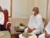 राज्यपाल डेका से मिले सर्वोदय शांति पदयात्रा के संत, विभिन्न विषयों पर हुई चर्चा