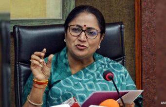 CM रेखा गुप्ता ने पंखा रोड सुधार का दिया भरोसा