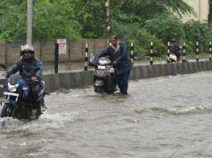 MP Rain Alert: भोपाल में 3 दिन की बारिश से सड़कें बेहाल, अटल पथ समेत कई रास्ते खराब; स्कूलों में छुट्टी