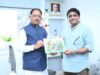 कार्टून वॉच पत्रिका के संपादक त्र्यंबक शर्मा ने मुख्यमंत्री विष्णुदेव साय से की सौजन्य मुलाकात