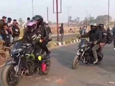 CG में स्टंट करने वाले बाइकर्स पर शिकंजा, पुलिस ने पकड़ा तो कान पकड़कर माफी मांगते नजर आए युवक