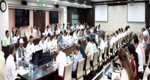 नागरिकों को लोक सेवाओं का प्रदाय नियत समयावधि में सुनिश्चित करें : मुख्य सचिव बर्णवाल
