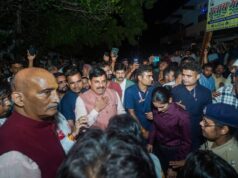 बाढ़ प्रभावित क्षेत्रों में आवश्यकता के अनुसार राहत शिविर संचालित कर प्रभावित परिवारों को तत्काल सहायता उपलब्ध कराएं