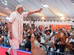 हाई-सिक्योरिटी वेन्यू में फर्जी PMO कार्ड से एंट्री, युवक हिरासत में; साथ चल रहे बॉडीगार्ड के पास बंदूक