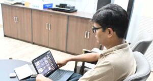 विकास परियोजनाओं को गति देने पर जोर, वित्त मंत्री ओपी चौधरी ने की समीक्षा बैठक