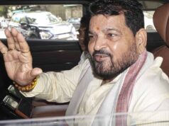 बृजभूषण सिंह की बरी पर फिर कोर्ट में सुनवाई, महिला पहलवानों की अपील पर नोटिस जारी