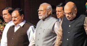 Modi Cabinet में बड़ा बदलाव संभव, 17 नए चेहरों पर मंथन; वैष्णव के प्रमोशन से गडकरी के ट्रांसफर तक चर्चा