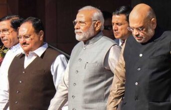 Modi Cabinet में बड़ा बदलाव संभव, 17 नए चेहरों पर मंथन; वैष्णव के प्रमोशन से गडकरी के ट्रांसफर तक चर्चा
