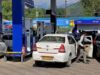 पेट्रोल पंप पर बड़ा विवाद, 42 लीटर क्षमता वाले टैंक में 48 लीटर ईंधन भरने का दावा